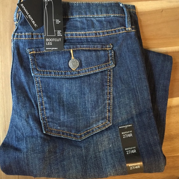 Banana Republic NWT Boot cut jeans