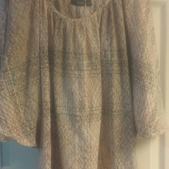 Cute barely worn Blouse