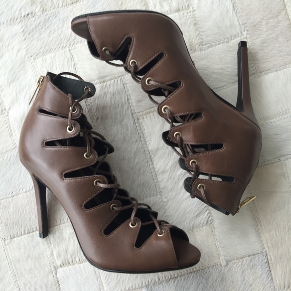 Schutz Slate Lace Up Sandals in Brown, Sz 7