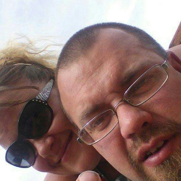 Meet your Posher, Adele - Picture 2 of 2