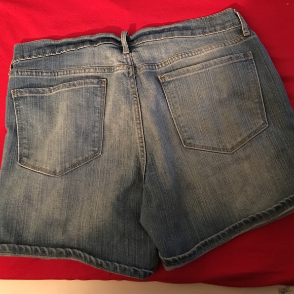 Shorts - Picture 2 of 2