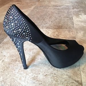 Heart in D Black Crystal Heels