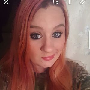 Meet your Posher, Caylah