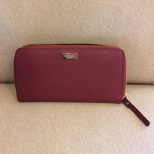 Neda Newbury Lane Wallet in traincar red