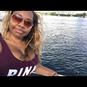 Meet your Posher, Shannon