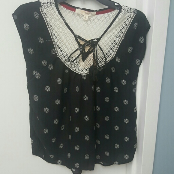 FASHIONABLE BLOUSE, NWT