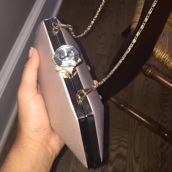 Clutch - Picture 1 of 2