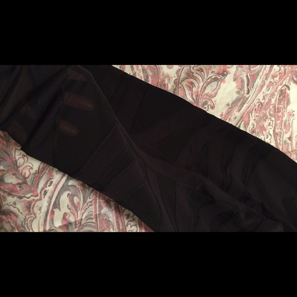 Lululemon tech mesh high times - Picture 2 of 4