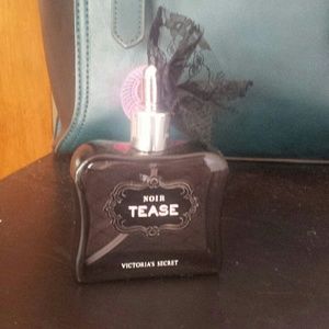 Victoria Secret Noir 1.7 oz