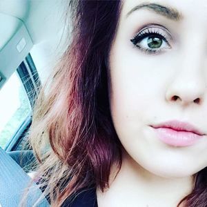 Meet your Posher, Valerie