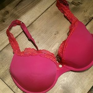 Natori lace trim bra