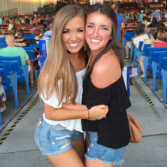 Meet your Posher, Allison