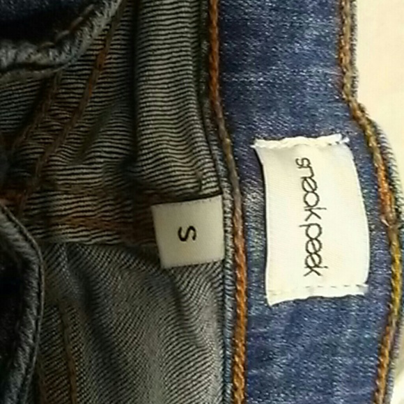 Shorts - Picture 2 of 3