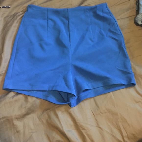 High waist shorts - Picture 1 of 1