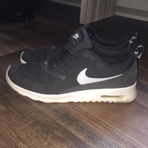 Nike Air Max Theas