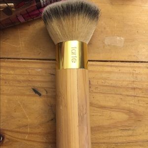 Tarte buffer brush