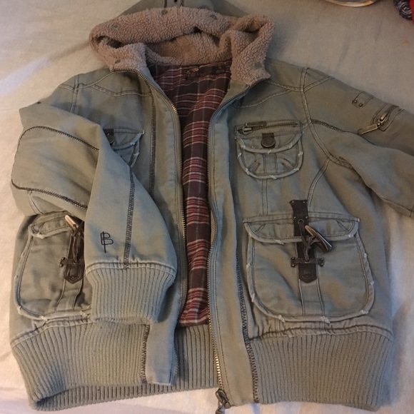 Burton snowboarding army green coat