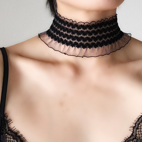 Celebrity style ethereal bliss choker. - Picture 3 of 4