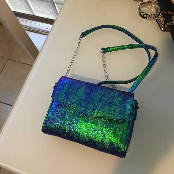 Metallic crossbody