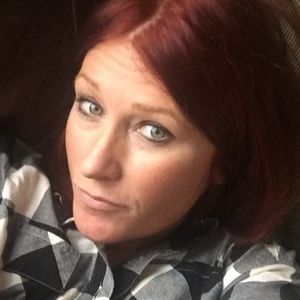 Meet your Posher, Laina