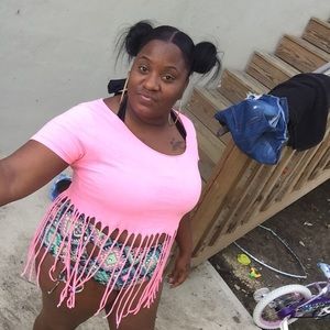 Meet your Posher, Alyssa