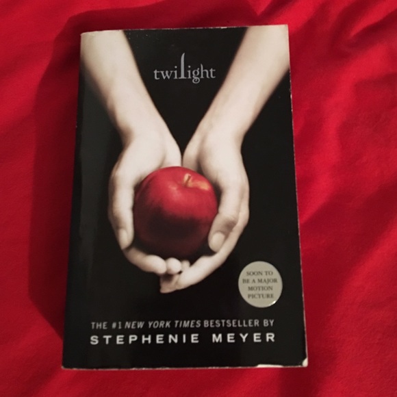 This is for those Twilight fan out there!!