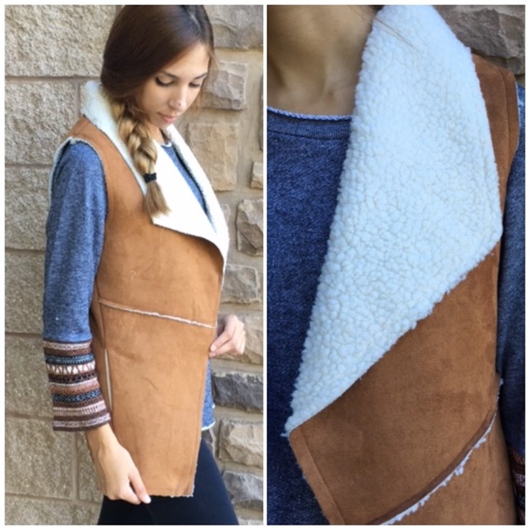 Faux fur Suede Camel Vest - Picture 2 of 4
