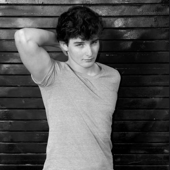 Meet your Posher, Asher - Picture 1 of 1