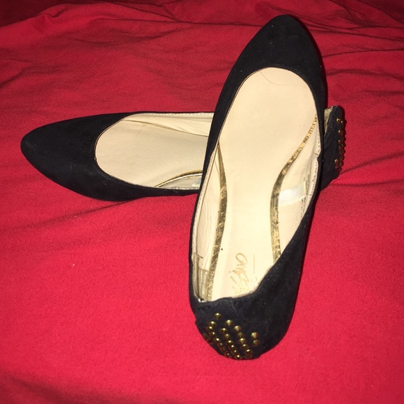 Worn a few time