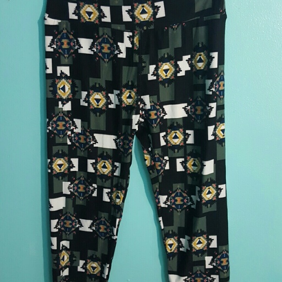 Lularoe Fall Tribal Leggings