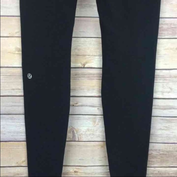 Lululemon leggings size 6!