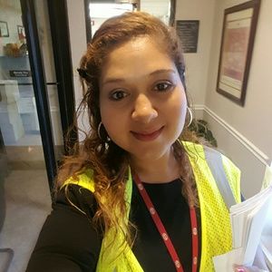 Meet your Posher, Ana