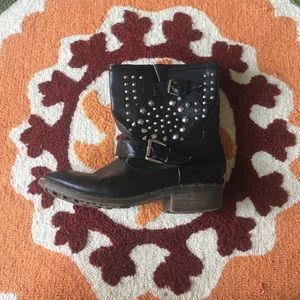 Dollhouse Spiked Biker Boots