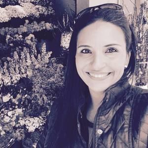 Meet your Posher, Alejandra