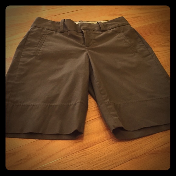 Banana Republic Gray Martin Fit Shorts - Picture 1 of 3