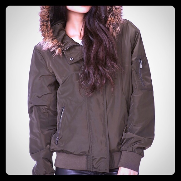 FINAL MARKDOWN Forever 21 Olive Coat