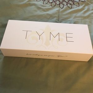 Tyme hair iron