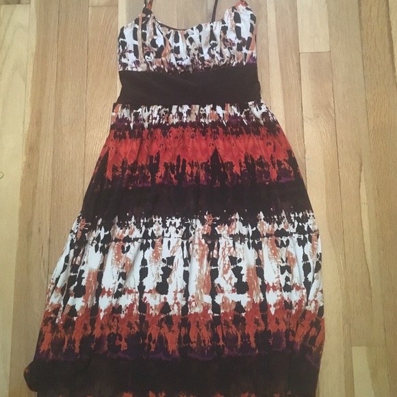 Perfect Patterned Flowy Dress - Picture 2 of 3
