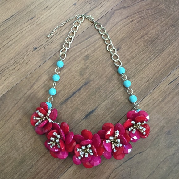✨Sale✨ Red/Turquoise Flower Statement Necklace