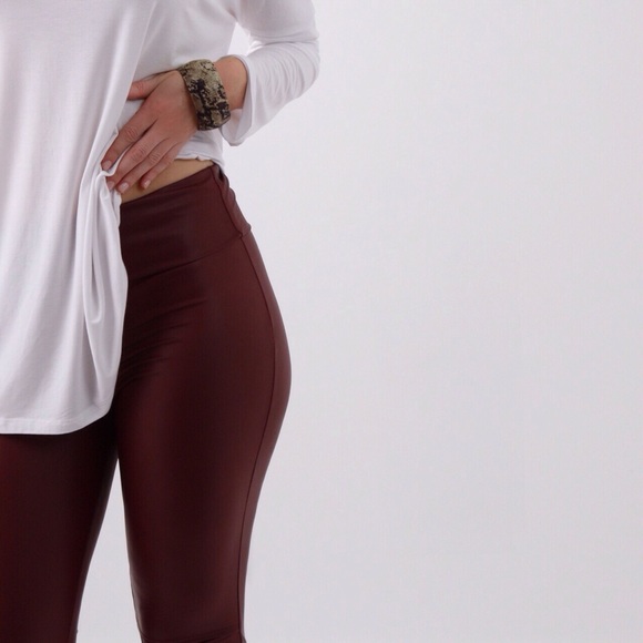 SoldOut11thStreet - Picture 3 of 4