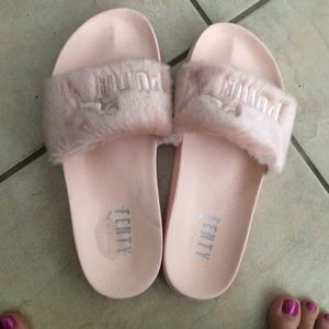Rihanna puma Fenty slides