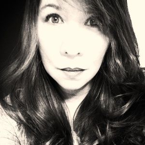 Meet your Posher, Cynthia