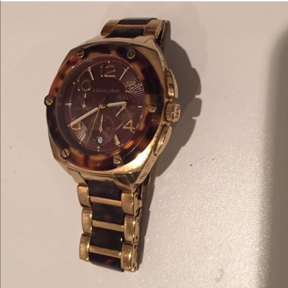 Michael Kors Authentic Tortoise Watch - Picture 1 of 4