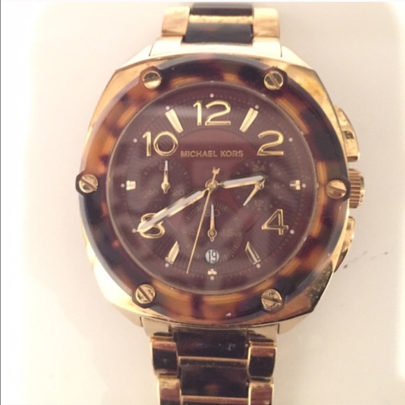 Michael Kors Authentic Tortoise Watch - Picture 2 of 4