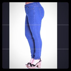 Forever 21 Plus Jeans
