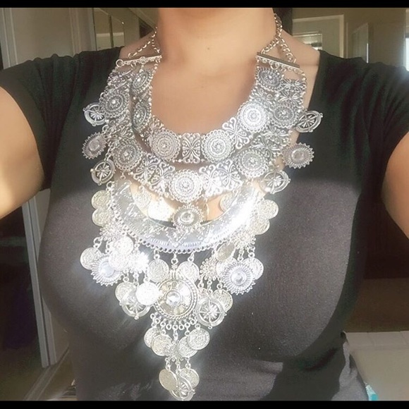 Antique Silver Statement Necklace with Earrings