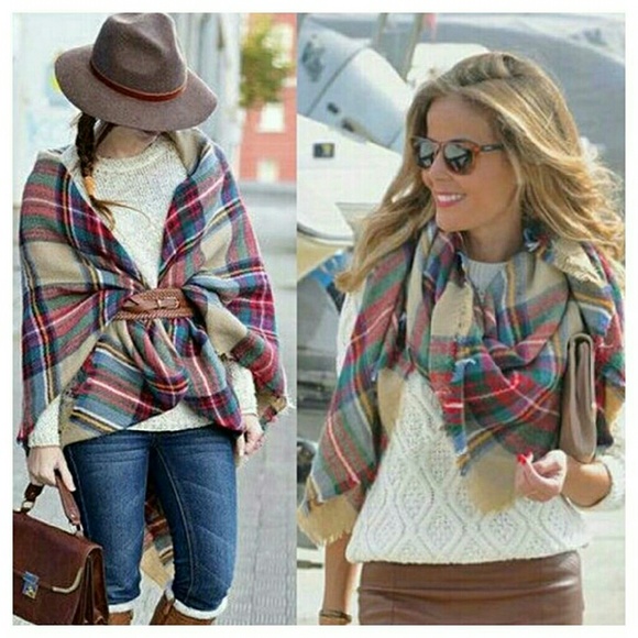 🚫SOLD OUT "Kristen" Plaid Blanket Scarf - Picture 3 of 4