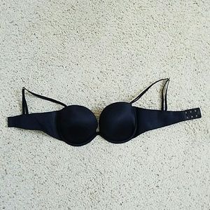 Gorgeous new Victoria's Secret push-up bra, 34C