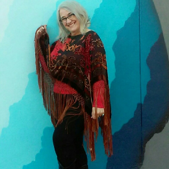 Meet your Posher, Debby - Picture 3 of 8