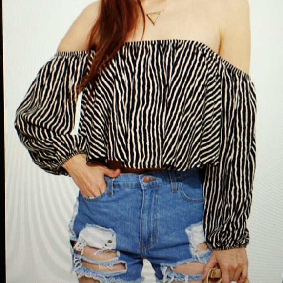 💋SALE💋 Off-The-Shoulder Top [NEW] [OS] - Picture 2 of 2